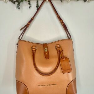 Dooney & Bourke Large Tan Leather Shelby Shopper Women's Bag